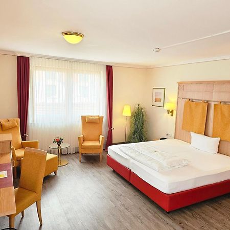 Ringhotel Winzerhof Rauenberg  Buitenkant foto